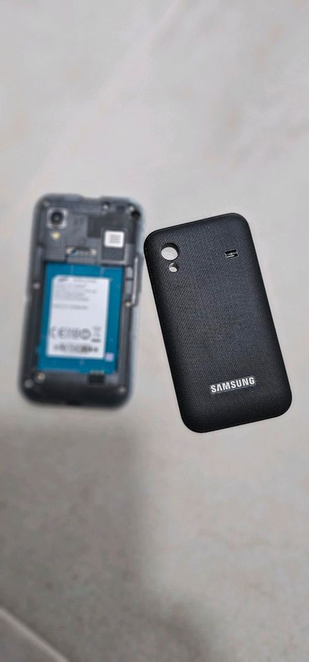 Samsung Galaxy Ace GT-S5830i nur gerät in Duisburg