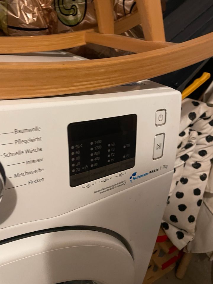 Samsung Waschmaschine *läuft unzuverlässig* in Kiel