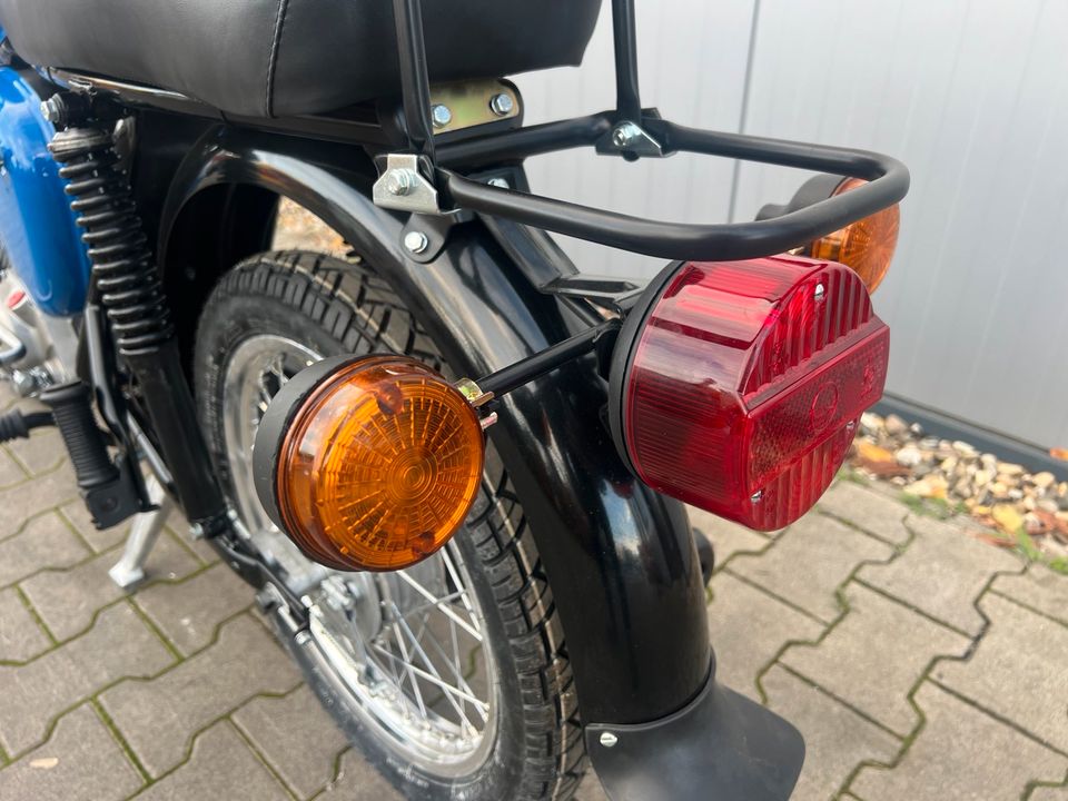 Simson S50B1 S51 Style NEUAUFBAU VAPE 12V 1980 5-Gang Moped in Osterweddingen