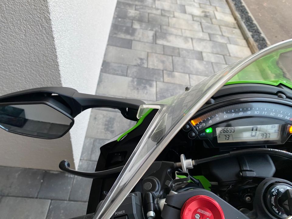 Kawasaki ZX 10 R 200 PS ABS in Nohfelden