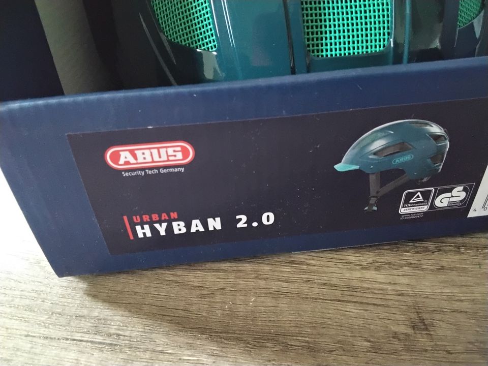 Abus fahrradhelm hyban 2.0 in Bergisch Gladbach