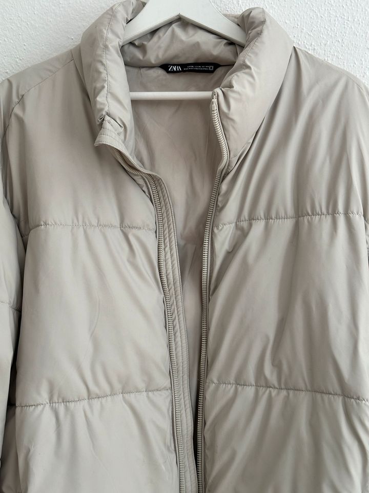 Zara Winterjacke Beige Gr. XL / Neuwertig / Wasserabweisend in Dresden