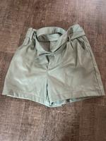 Amisu, amisu ledershorts,Shorts, Shorts neu Größe 38 Niedersachsen - Wardenburg Vorschau