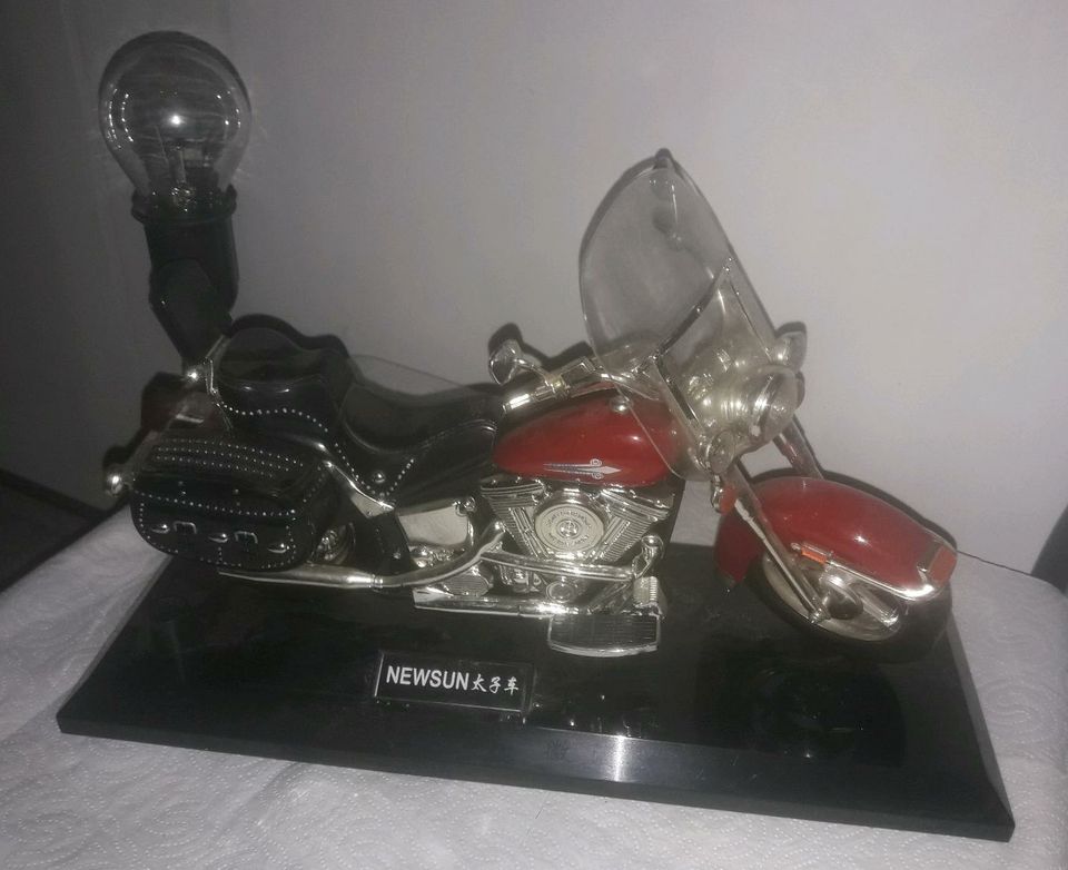 Lampe mit Motorrad in Hohnstein