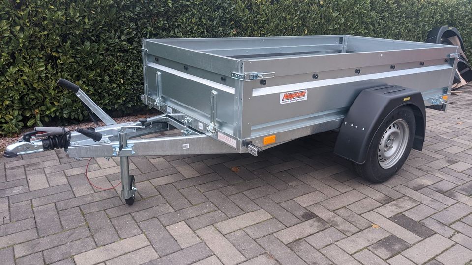 1600kg 253x129x45cm kippbar PKW Anhänger Tieflader (100km/h) NEU! in Ostrhauderfehn