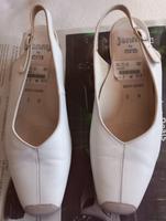 Damen Schuhe mit Absatz, Cremefarben, Gr. 39 (11.1.) Sachsen - Böhlen Vorschau