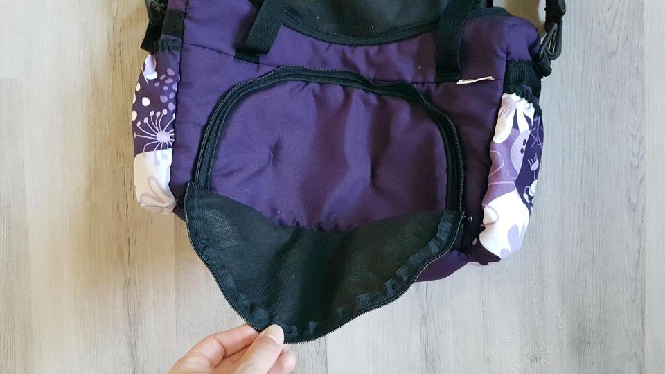 Wickeltasche lila schwarz Blumen gepolsterte Tasche Kinderwagen in Schwerte