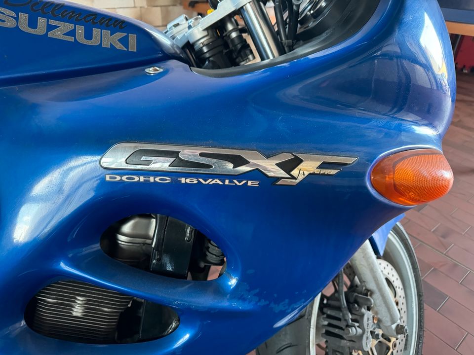Honda CBR 1000 und Suzuki GSX 600 in Großenhain