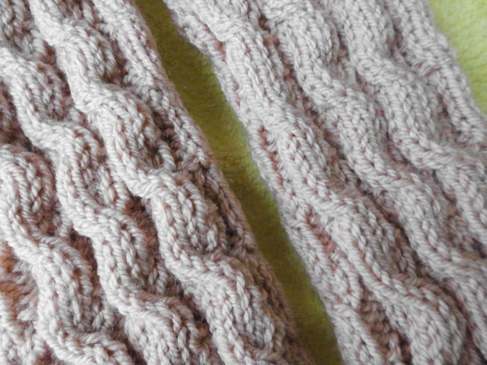 Armstulpen beige Beinstulpen gestrickt Stulpen Pulswärmer L / XL in Berlin