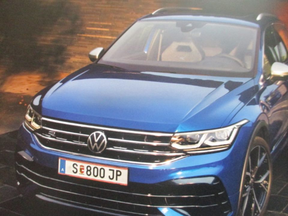 VW Tiguan II Katalog Deutsch +R-Line 1/2021+TDI SCR,TSI in Minden