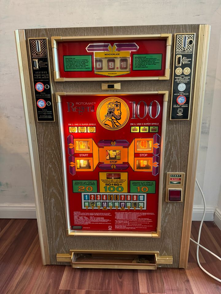 Spielautomat Rotomat Regent 100 aus den 70er Jahren - Historisch in Bremen
