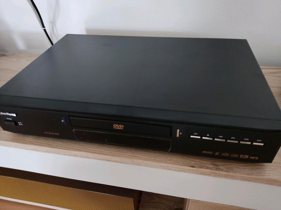 Cyberhome DVD Player CH-DVD 402 in Alfdorf