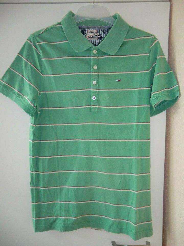 Tommy Hilfiger Herren Poloshirt grün gestreift Gr. M TOP! in Nordhausen