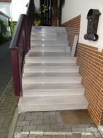 Treppenrenovierung mit Granit, Laminat und Vinyl Bayern - Kleinwallstadt Vorschau