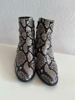Tods Schuhe Berlin - Mitte Vorschau