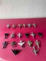 19x Miniatur Flugzeuge Metall Wings of Fire 90er Panini Jet Mini Niedersachsen - Bassum Vorschau