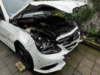 Mercedes E220 Hessen - Babenhausen Vorschau