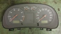 Tacho Kombiinstrument VW Golf 4 1,4 16V 75PS 1J0919860 Bayern - Saldenburg Vorschau