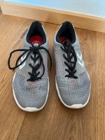 Hummel Hallenschuhe Sportschuhe Gr. 41 kaum getragen Nordrhein-Westfalen - Oberhausen Vorschau