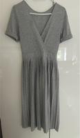 Kleid ASOS grau Gr. 36 Nordrhein-Westfalen - Viersen Vorschau