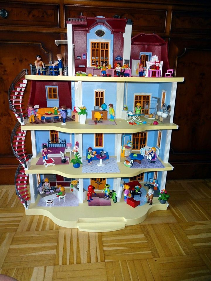 Playmobil 70205 Puppenhaus Villa Haus mit Erweiterung eingerichte in Hamburg