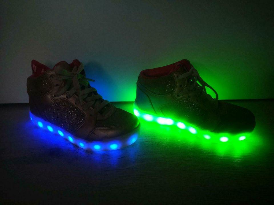 LED SKECHERS, Größe 32 in Nazza