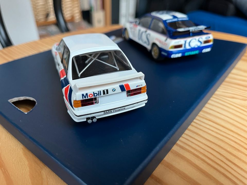 SCALEXTRIC Legends BMW E30 vs FORD  Sierra , beleuchtet in Bielefeld