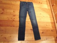 Gr. 164 Jeans stickskinny blau eng 5Pocket wie neu Nordrhein-Westfalen - Windeck Vorschau