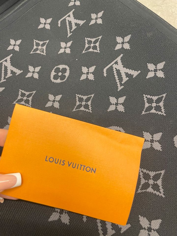 Originaler Louis Vuitton Koffer mit Rechnung in Essen