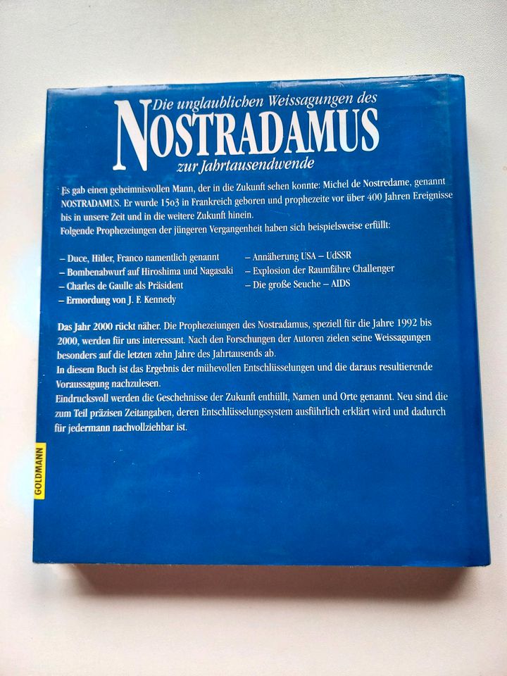 Nostradamus 2 Bücher je 5,00€ in Berlin