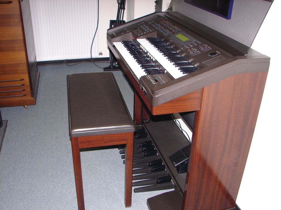 Yamaha EL70 Orgel in Nalbach