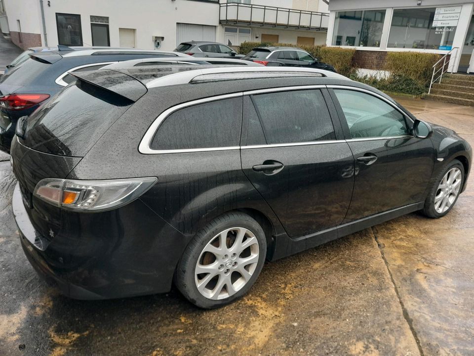 Mazda 6 combi Diesel mit Motorschaden in Vöhl
