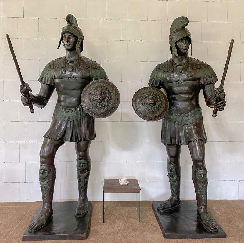 ACHILLES – Überlebensgroße Krieger der Antike aus Bronze in Berlin
