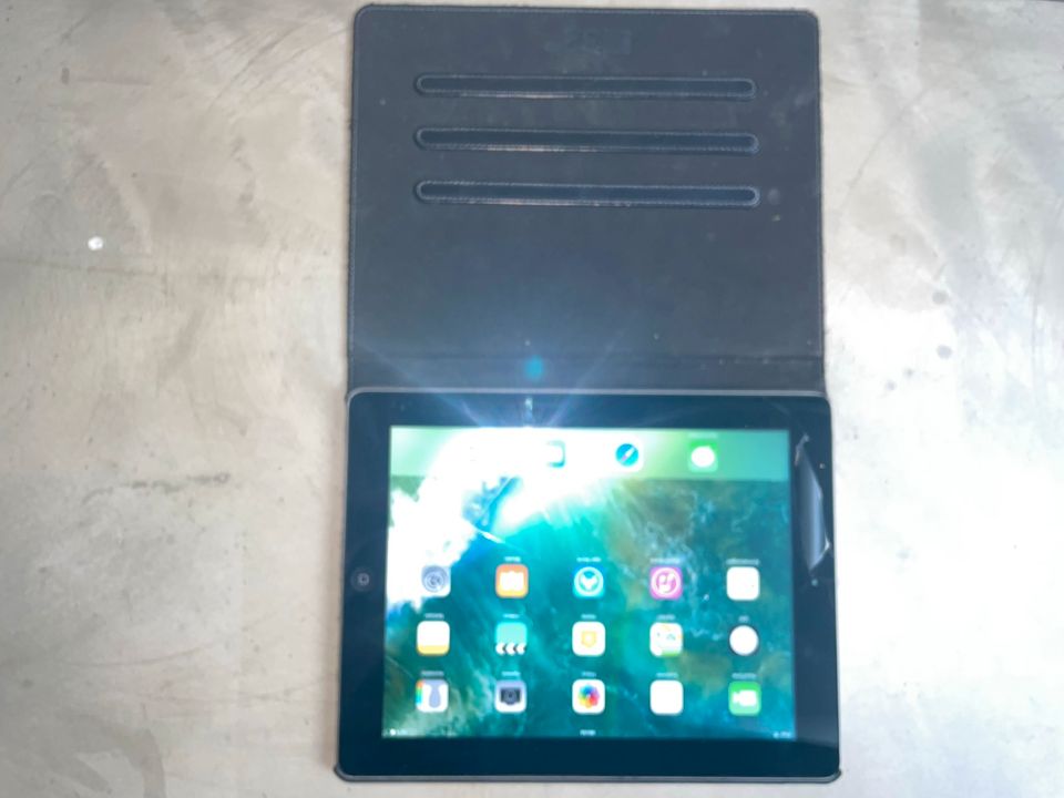 iPad 4 + OVP, Displaybruch, funktionsfähig in Osnabrück