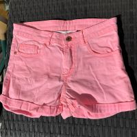 Jeans-Shorts von H&M Gr. 152 Farbe Koralle-neon (orange/pink) Wandsbek - Hamburg Farmsen-Berne Vorschau