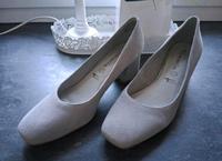 Damen Pumps "Tamaris" - hellgrau - 40 - 1 x getragen Nordrhein-Westfalen - Balve Vorschau