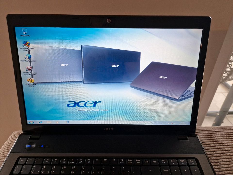 Acer Aspire 7741G Notebook Intel Core i3-370M 17.30 Zoll 500GB in Ortenberg