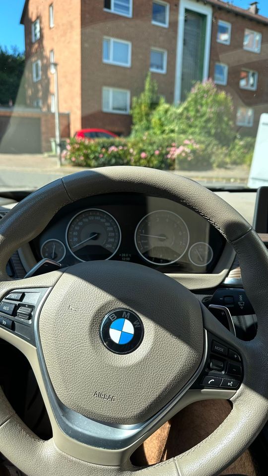 BMW 328I/Luxury line in Elmshorn