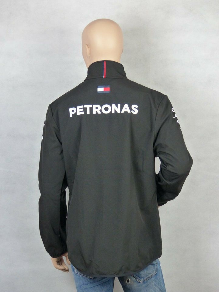 Mercedes AMG Petronas Herren Team Softshell Jacke 2020 Gr XS S XL in Wetzlar