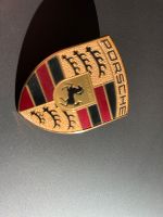 Original Porsche Haubenwappen Logo Emblem 991.559.211.00 Niedersachsen - Friedland Vorschau