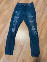 Jeans mit Löchern Bayern - Thurnau Vorschau