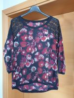 Bluse / Shirt 3/4 Länge schwarz rot weiß Blumen Gr. M Bayern - Helmstadt Vorschau
