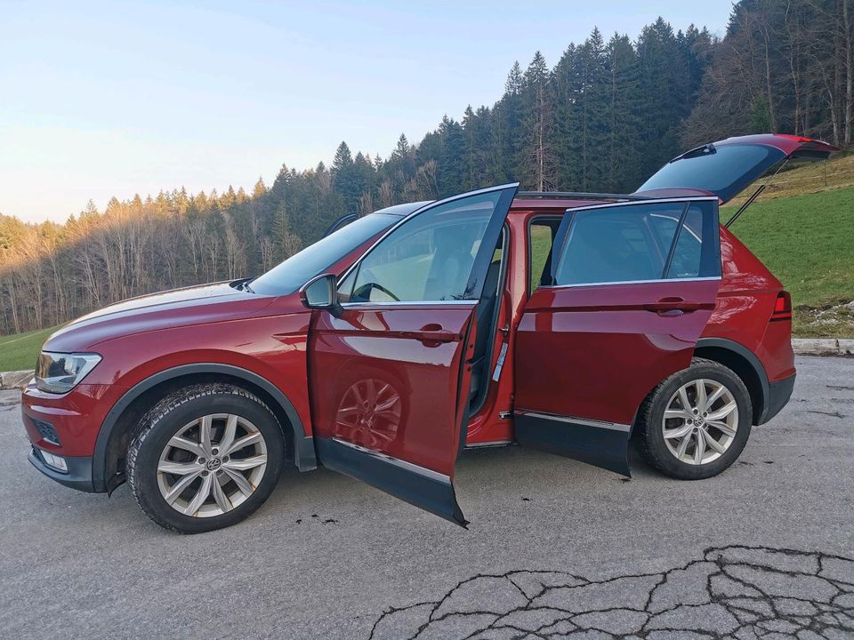 VW Tiguan 1.4 TSI mit Allrad, 8-fach bereift in Hausham