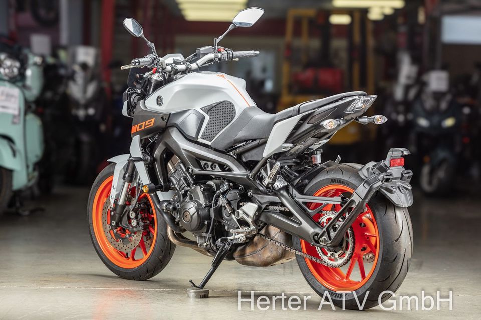 Yamaha MT 09 in Waldlaubersheim