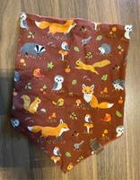 Dreieckstuch handmade Waldtiere 46/47 Sachsen-Anhalt - Zeitz Vorschau