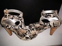 Snake printhigh heels Sandalen 36 Schlangen Muster Bayern - Aschaffenburg Vorschau