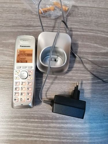 Panasonic KX-TG6524 2x Telefone mit Ladestationen * in Grevenbroich