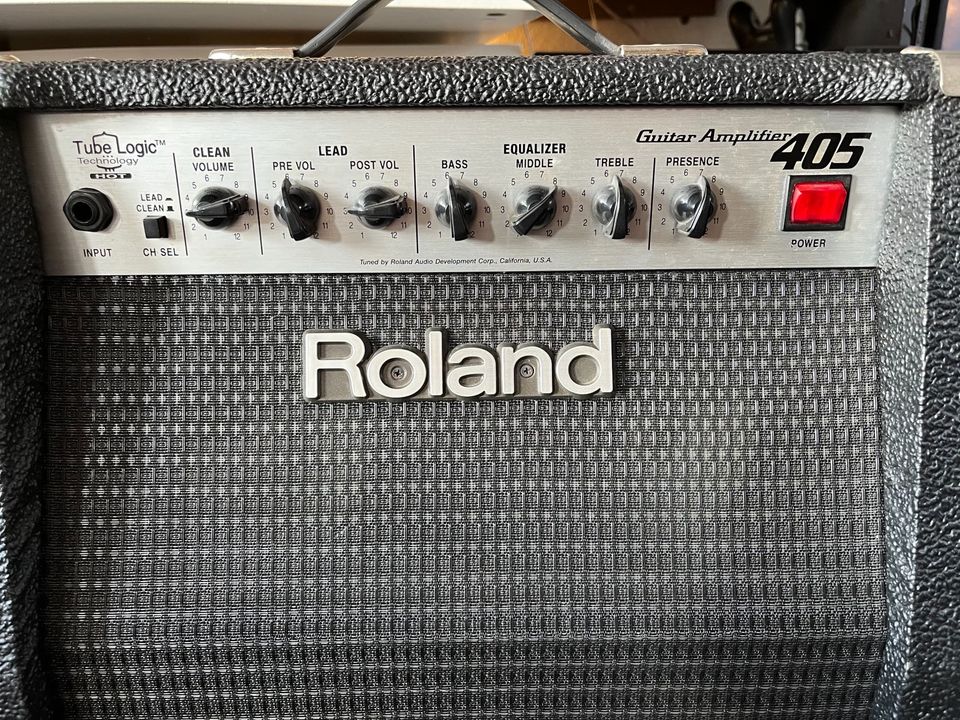 Roland Gitarren Verstärker (Amp Topteil) + Box GC-405X in Solingen