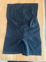 Kurze Hose Gr. XL Umstandsmode Schwangerschaftsmode Hessen - Hammersbach Vorschau