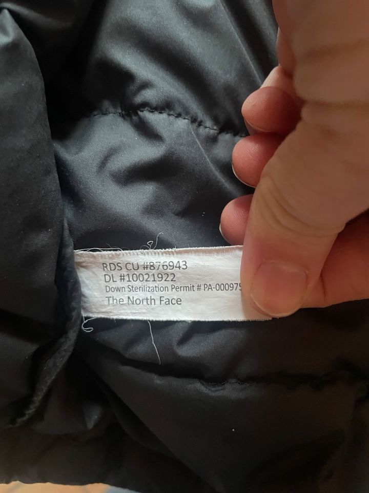 The North Face Jacke 550 Jungen L in Essen (Oldenburg)